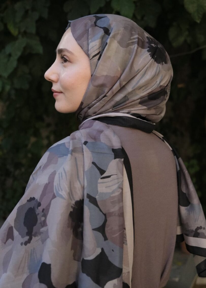 Maribel Print Hijab - Black