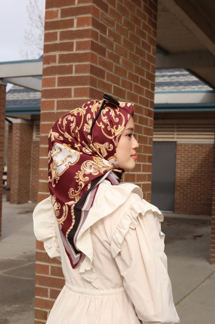 Emperial Gold Square Hijab - Maroon