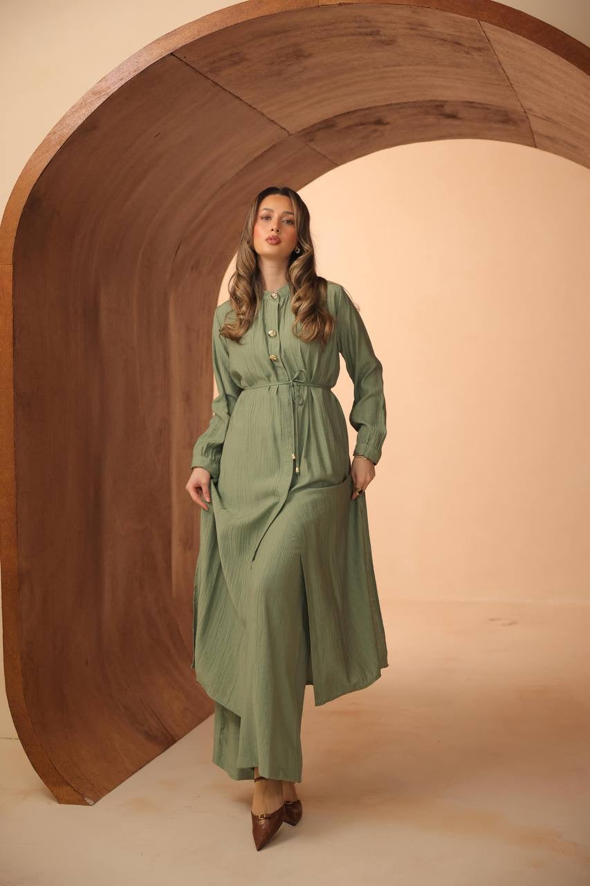 Grace in Form Set - Buttoned Cuffs