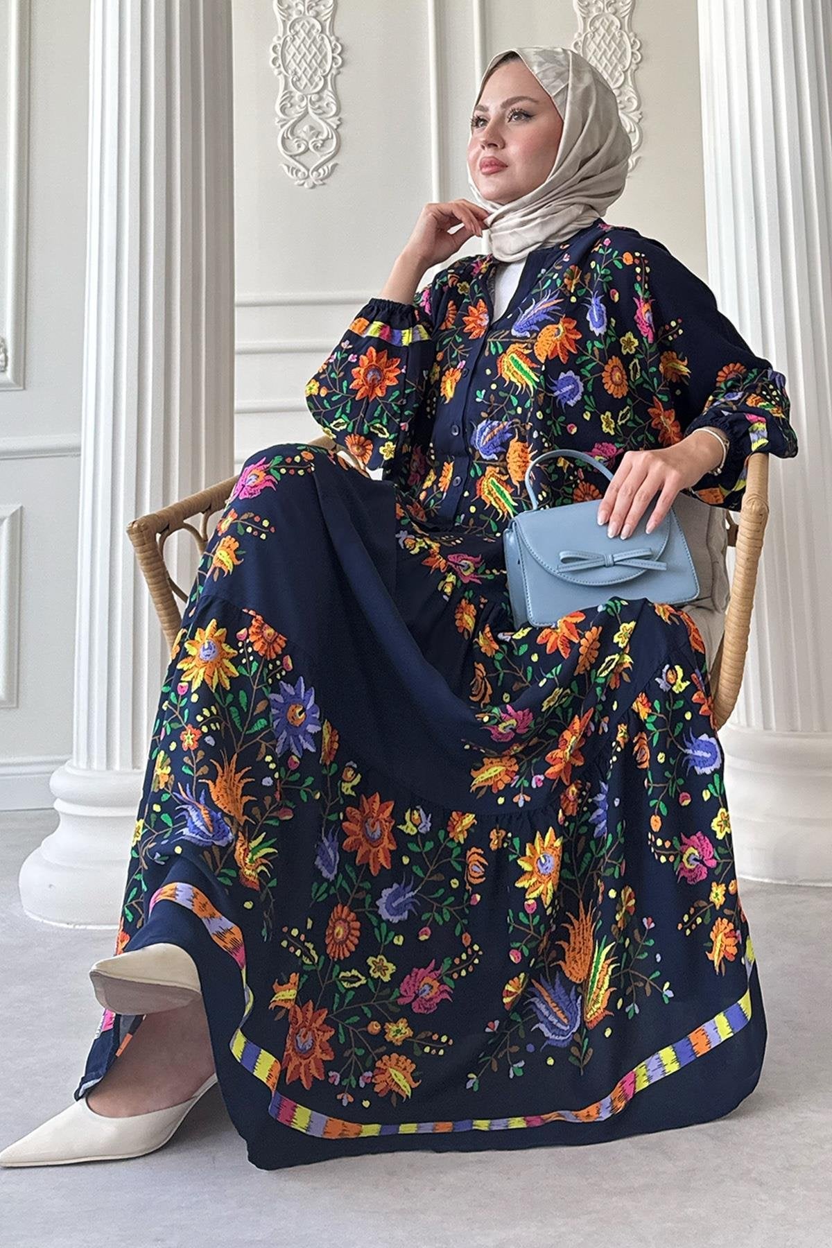 Painting Board Dress in Navy