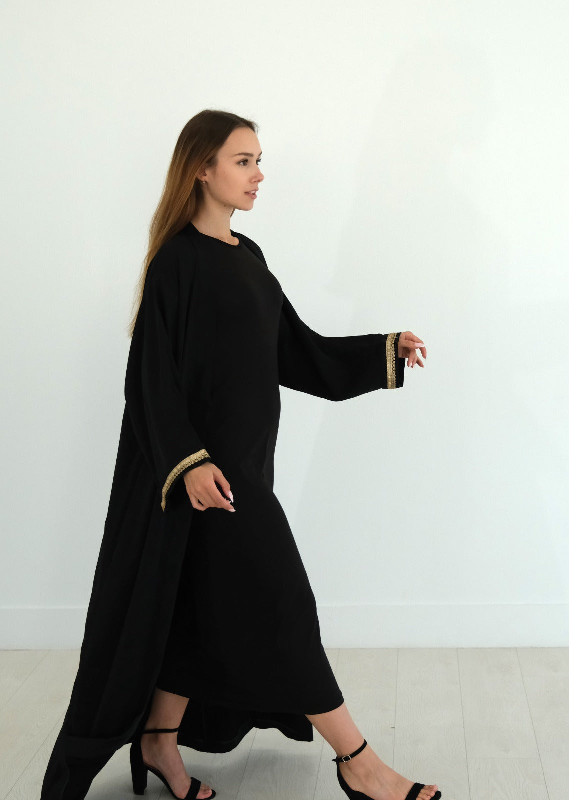 Black Abaya with Belt