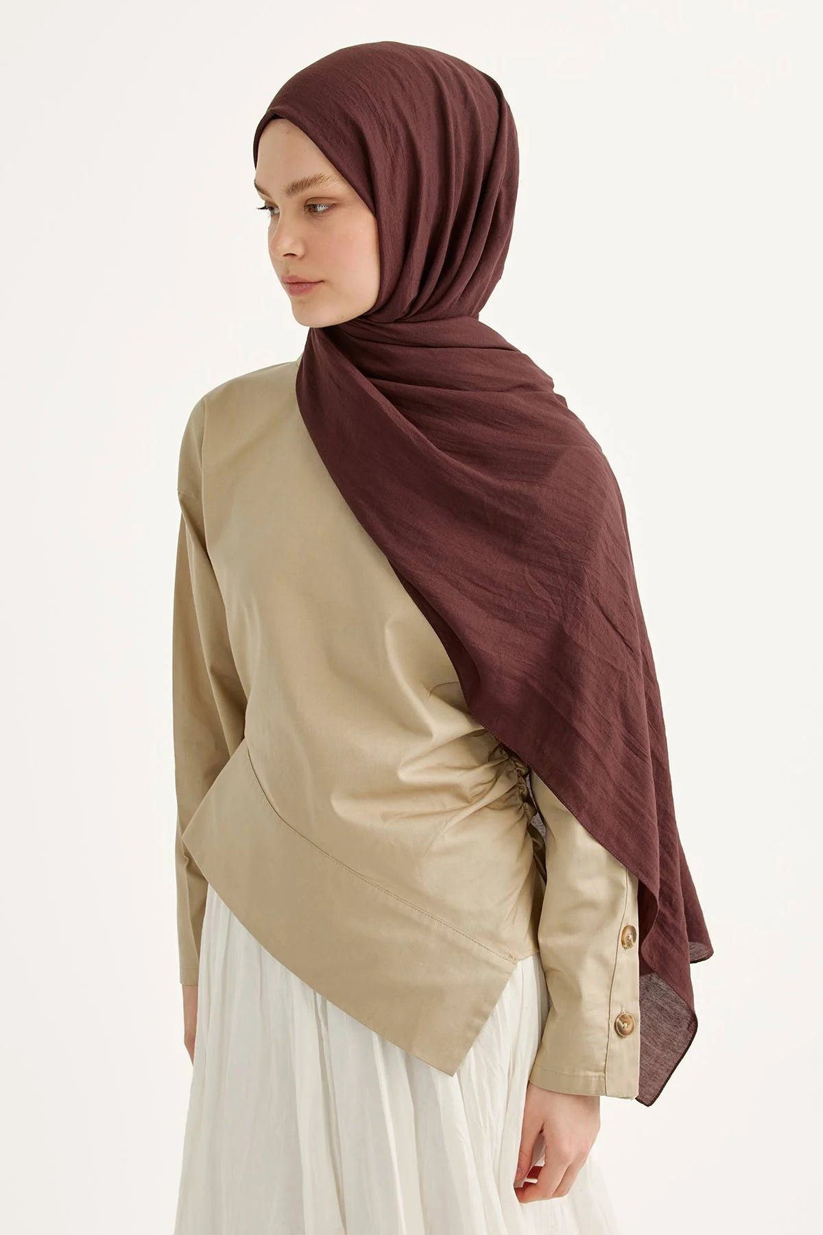 Plum Comfort Cotton Hijab styled with a beige top and cream skirt, full look