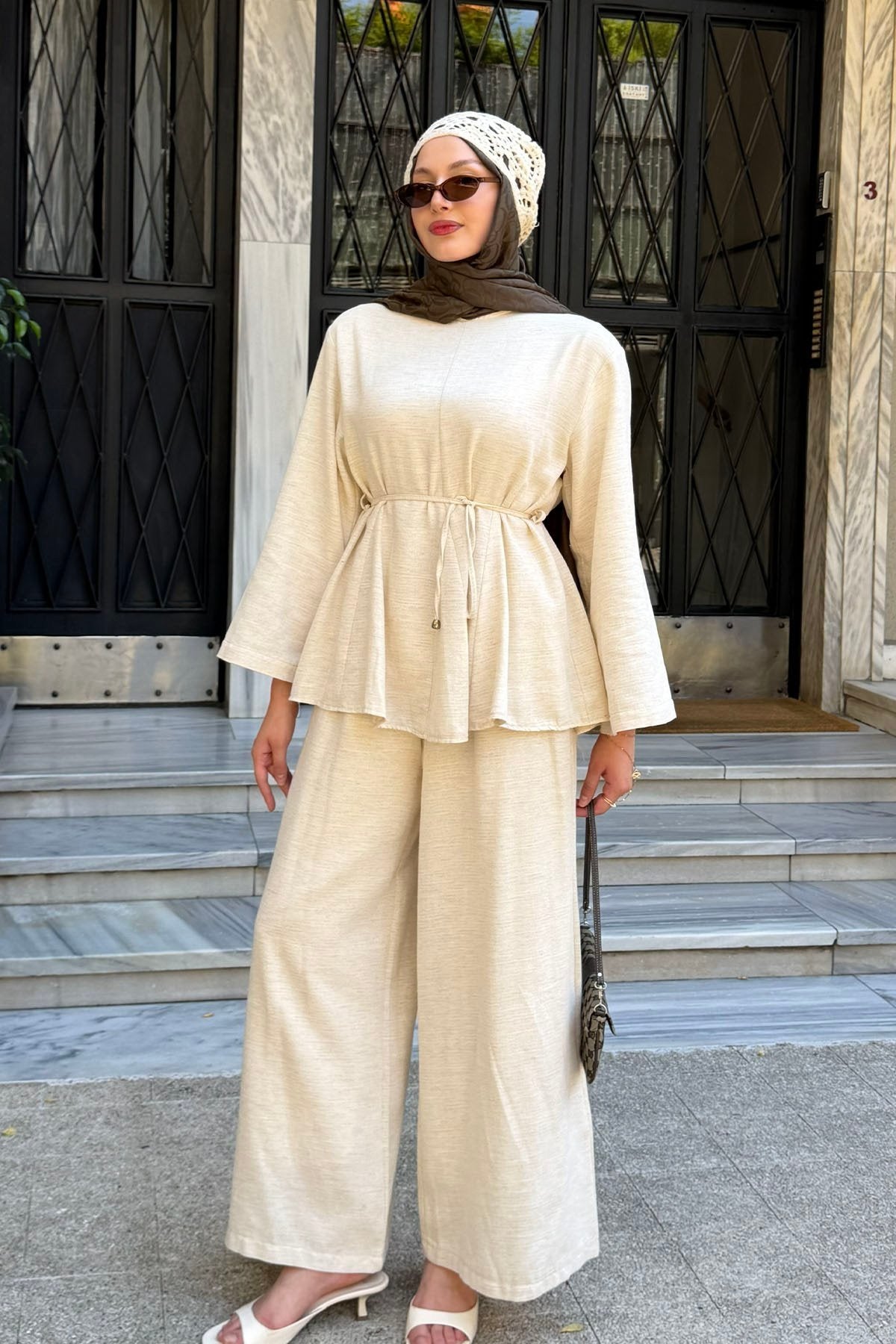 Willow linen set in beige, full-length front view