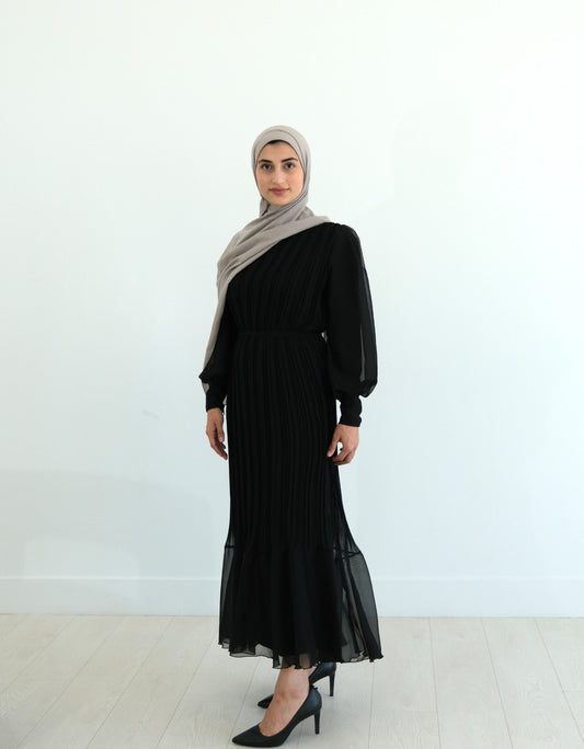 Elegant Pleated Lined Dress - Black