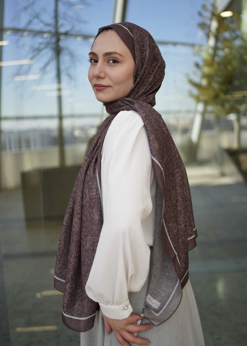 Regal Print Hijab - Brown