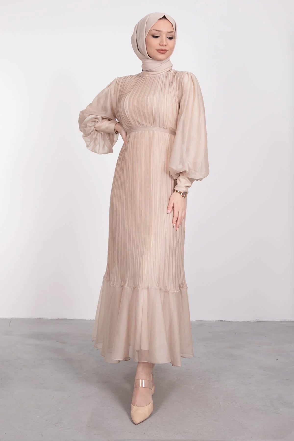 Elegant Pleated Lined Dress - Stardust