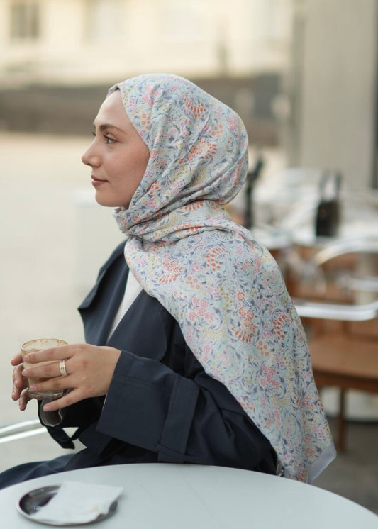 Dainty Floral Print Hijab - Baby Blue