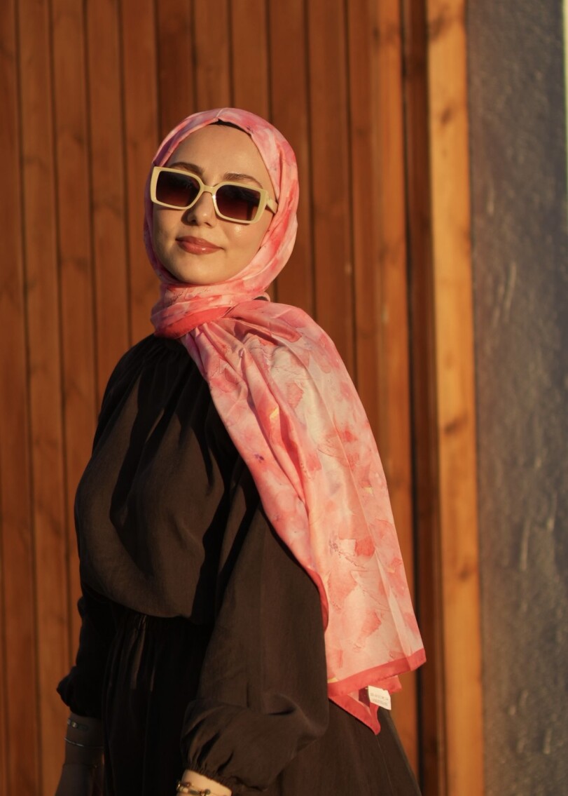 Flora Print Hijab - Pink