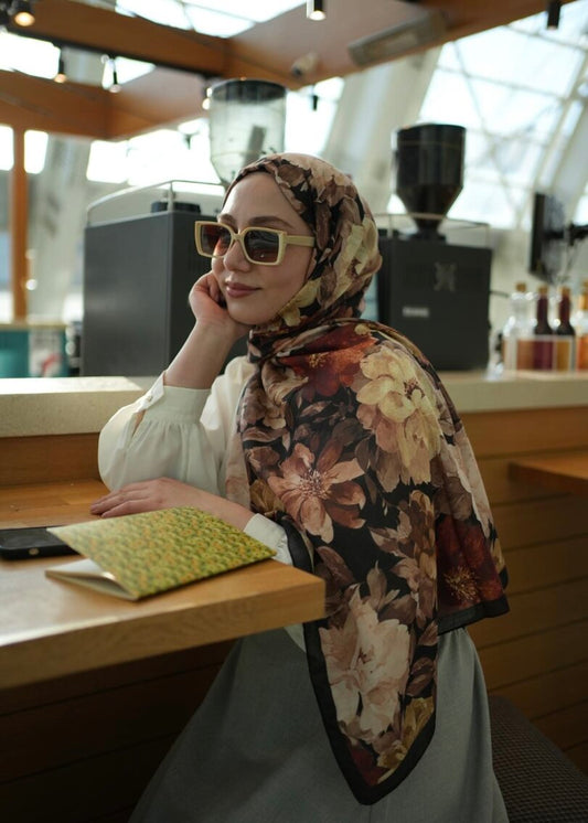 Velvet Bloom Print Hijab - Autumn