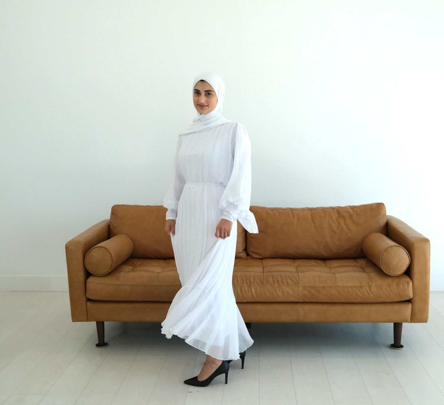 Elegant Pleated Lined Dress - White