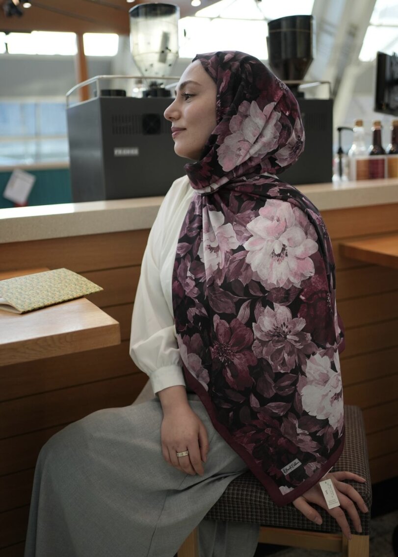 Velvet Bloom Print Hijab - Plum Burgundy