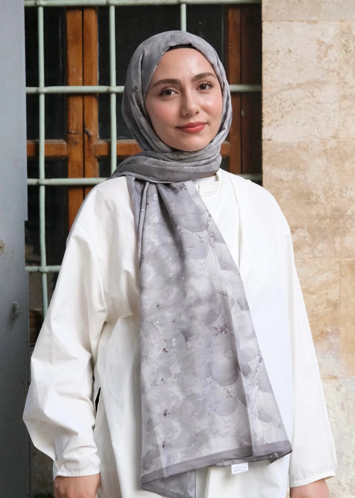 Flora Print Hijab - Gray
