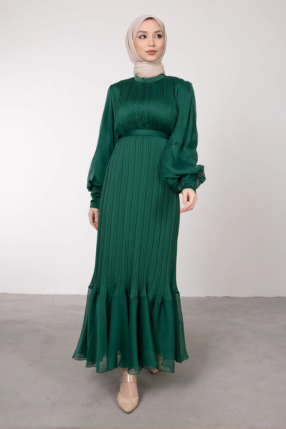 Elegant Pleated Lined Dress - Emerald Green