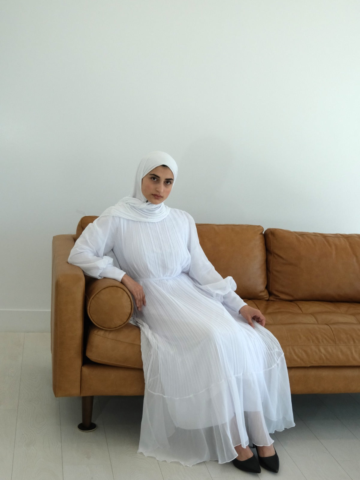 Elegant Pleated Lined Dress - White