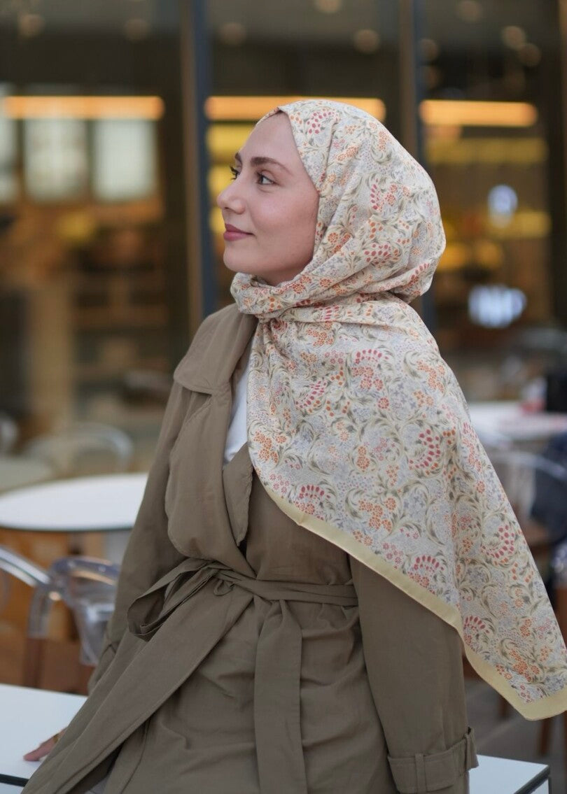 Dainty Floral Print Hijab - Butter Yellow