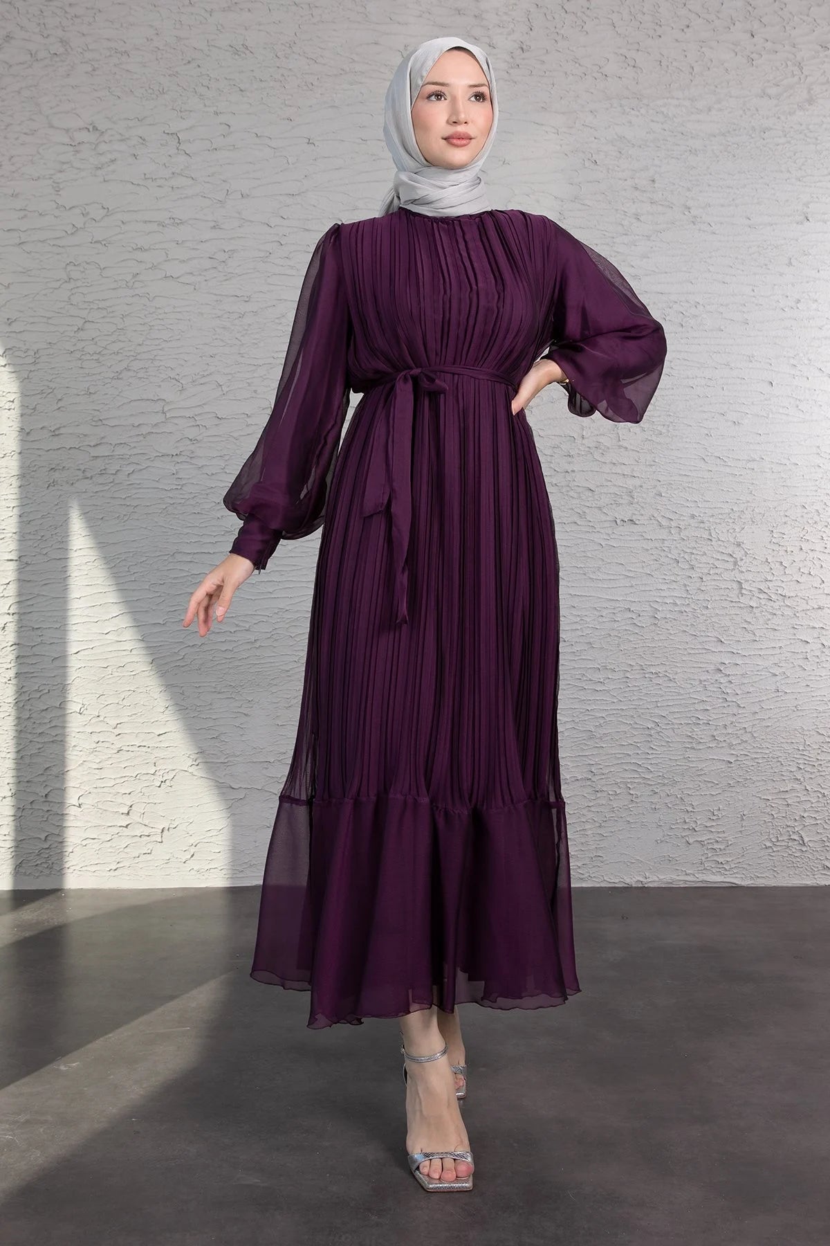 Elegant Pleated Lined Dress - Plum