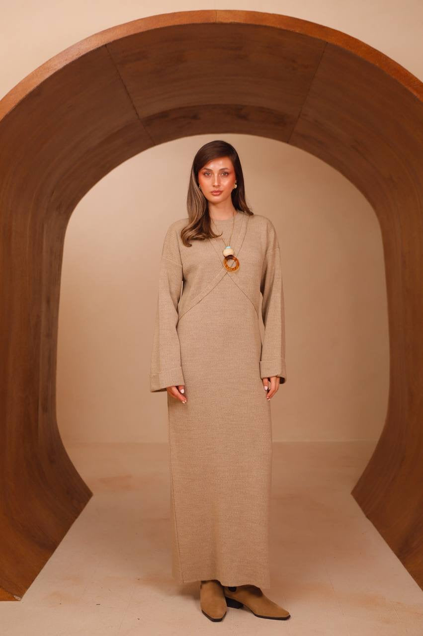 Amber Knit Dress in beige – Modestique
