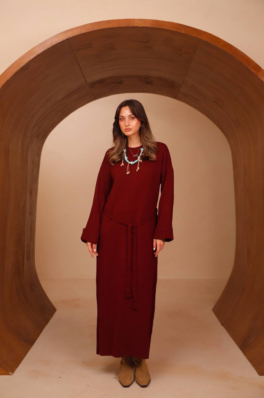 Amber Knit Dress in burgundy – Modestique