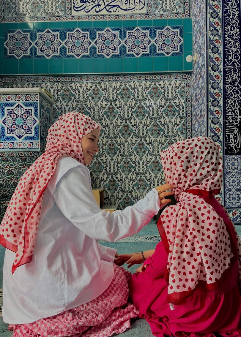 Mom & Me Print Hijab Set - Playful Hearts